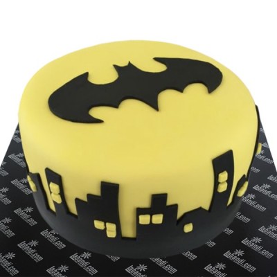Batman Cake 4.4lb